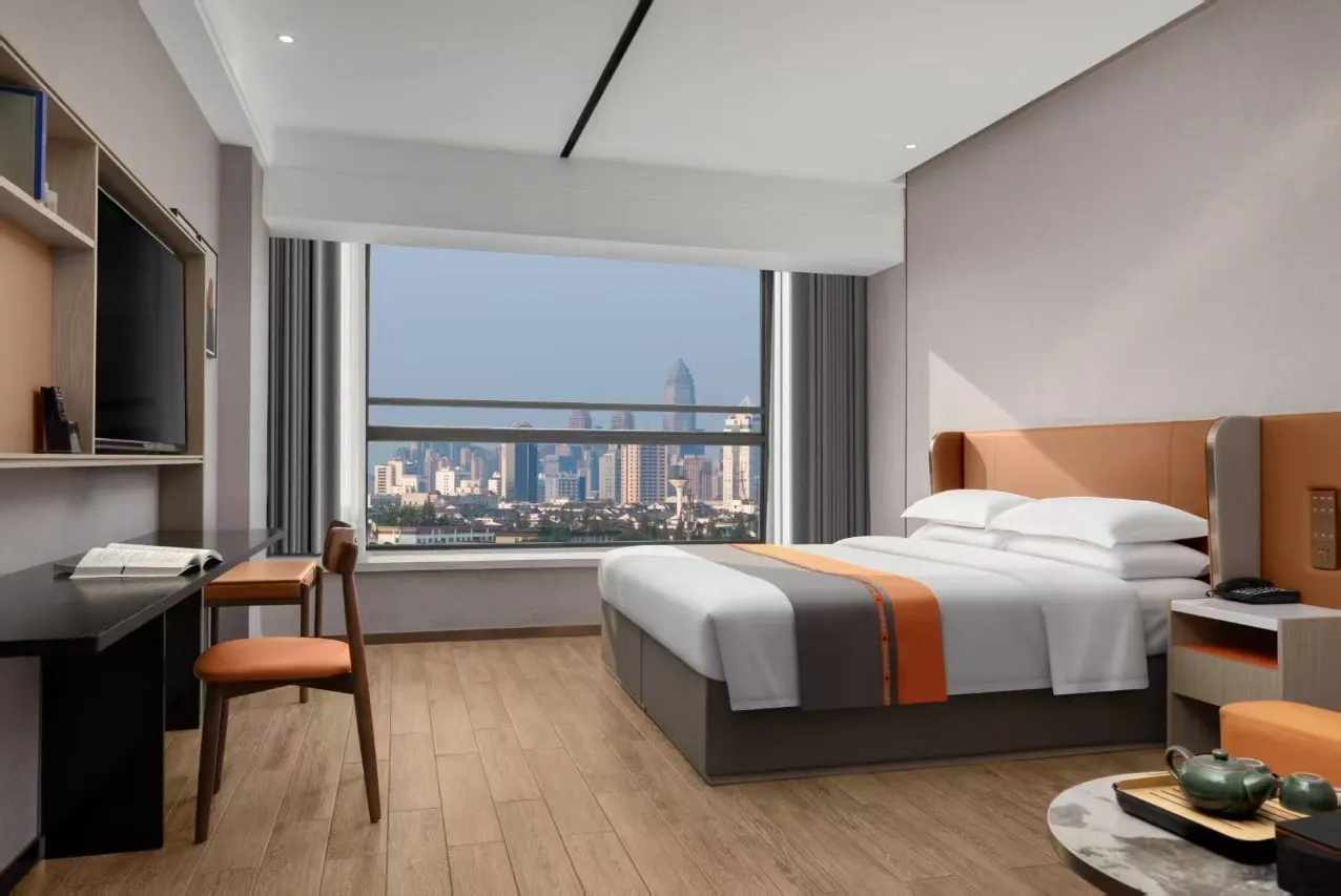 Intelligent And Comfortable Big Bed Room [oversized French Window+intelligent Guest Control+refrigerator]